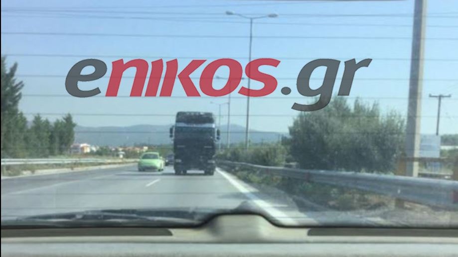 Επικίνδυνη προσπέραση τράκτορα στην Περιφερειακή Θεσσαλονίκης – ΦΩΤΟ αναγνώστη