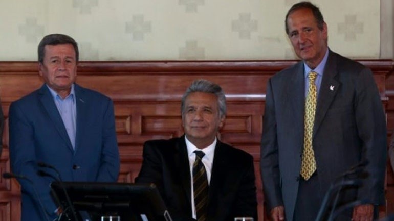 Παρατάθηκε εκ νέου, ο τρίτος γύρος των διαπραγματεύσεων κυβέρνησης-ELN στην Κολομβία