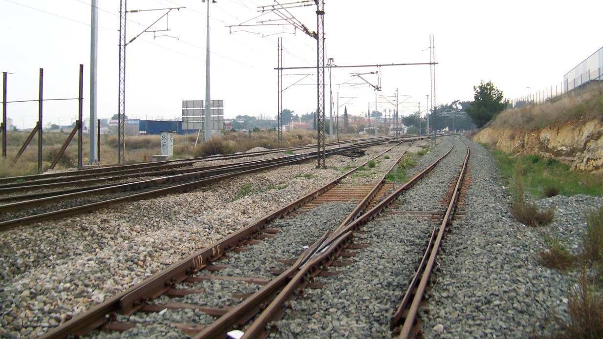 Σε κρίσιμη κατάσταση 15χρονος που υπέστη ηλεκτροπληξία σε σιδηροδρομικό σταθμό