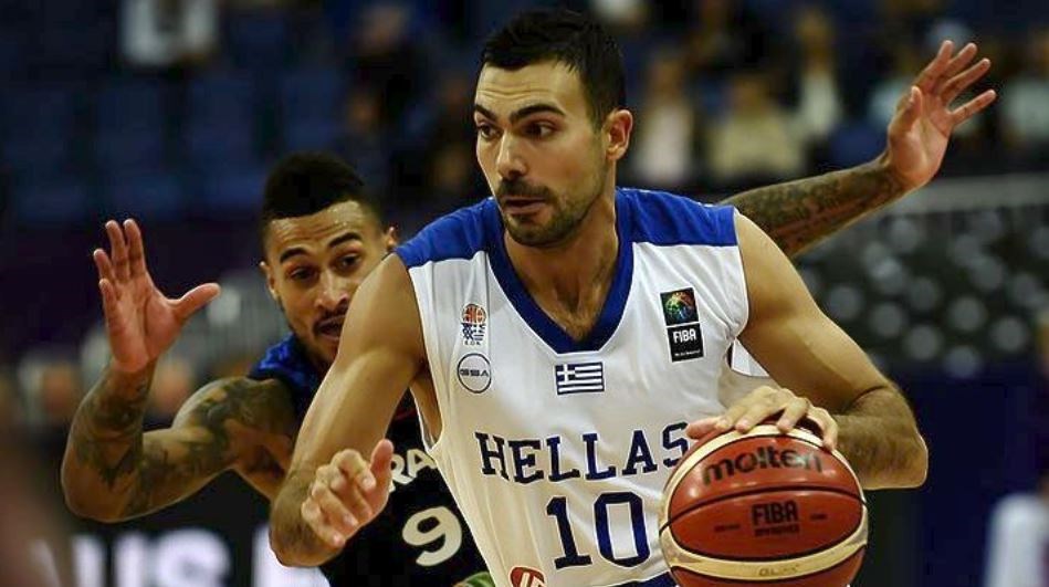 Σλούκας: Κρίμα να λέμε κουβέντες για 12 παιδιά που αγαπούν το εθνόσημο