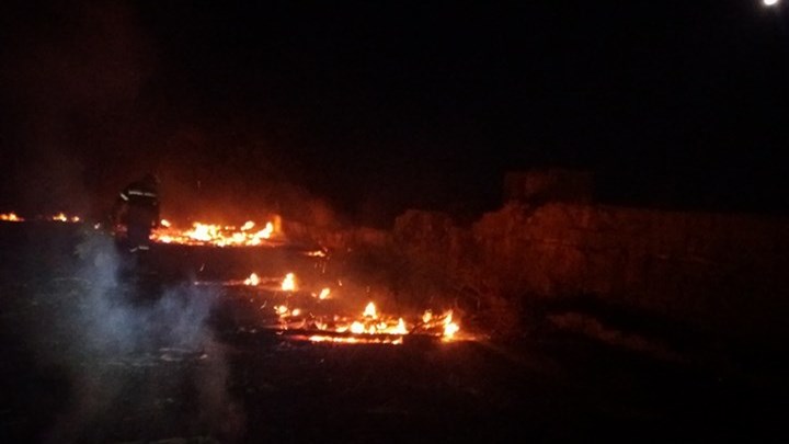 Άμεση η κινητοποίηση της Πυροσβεστικής για τη φωτιά στο παλαιό φρούριο της Κέρκυρας – ΒΙΝΤΕΟ