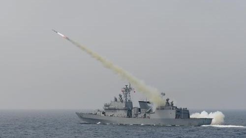 Νότια Κορέα: Ναυτικά γυμνάσια με πραγματικά πυρά η απάντηση στην Πιονγκγιάνγκ