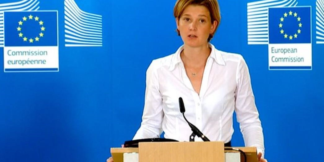 Τι απαντά η εκπρόσωπος της Κομισιόν για ΔΝΤ και ανακεφαλαιοποίηση τραπεζών