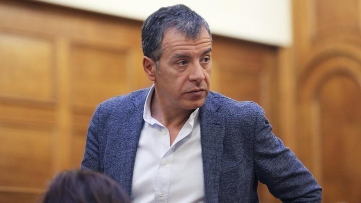 Θεοδωράκης: Αν ψηφίσουν 200.000 δεν θα τολμήσει κανείς να αμφισβητήσει τον αρχηγό