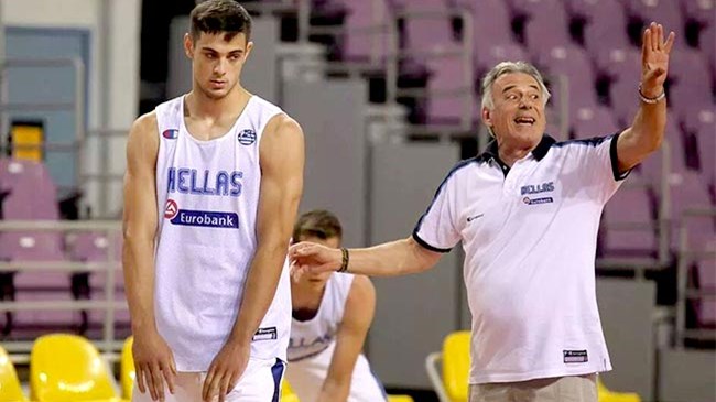 Ενοχλήθηκε ο Παπαπέτρου από τη δήλωση του Θανάση Αντετοκούνμπο