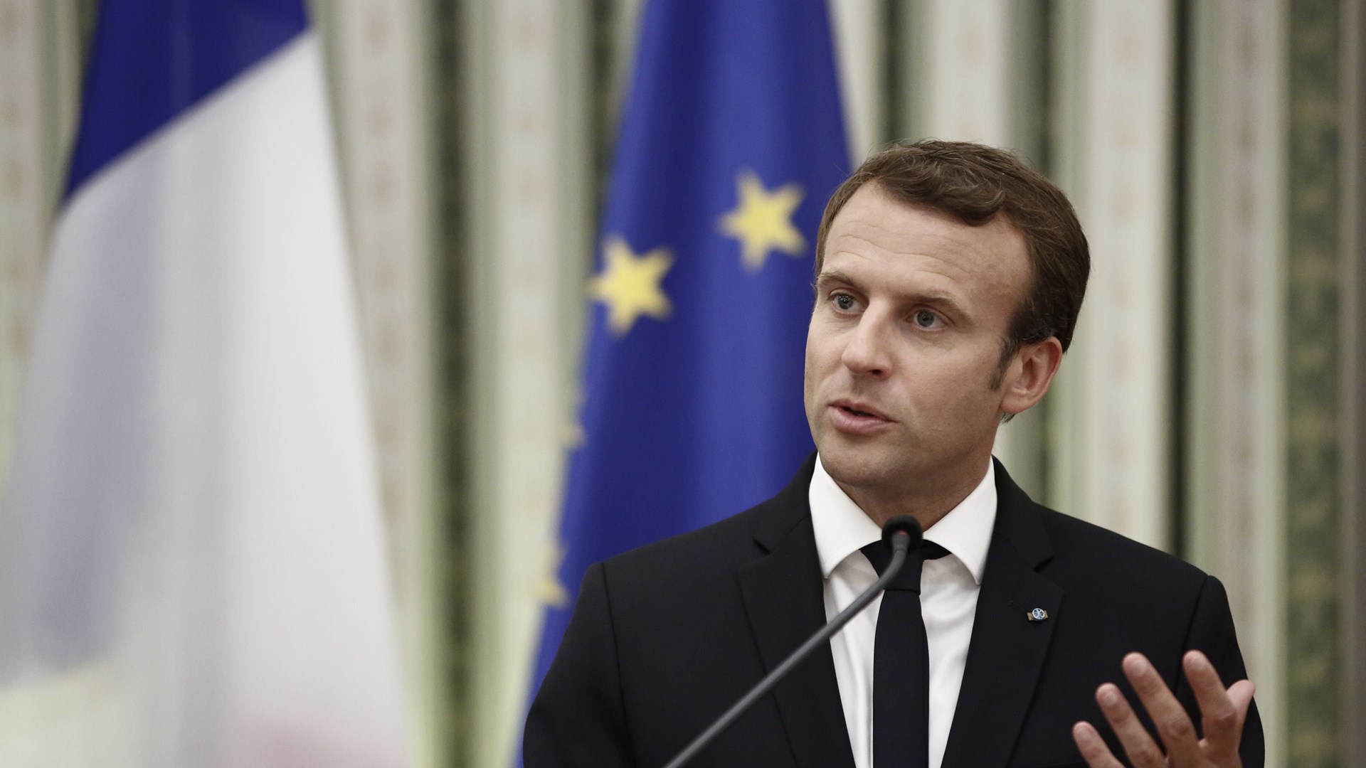 10 ΦΩΤΟ από την επίσκεψη του Μακρόν στο Προεδρικό Μέγαρο