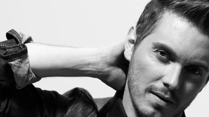 Αναβλήθηκε η συναυλία του Χατζηγιάννη λόγω προβλήματος υγείας του τραγουδιστή