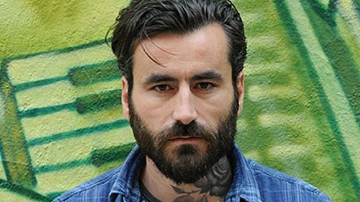 Ο Γιώργος Μαυρίδης ποζάρει γυμνός και αναστατώνει στο Instagram – ΦΩΤΟ