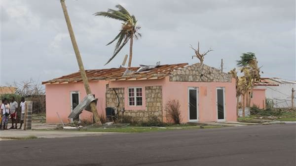 Τρόμος στην Καραϊβική:  Ο κυκλώνας Χοσέ κινείται απειλητικά στην πορεία του Ίρμα