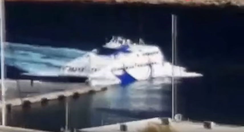 ΒΙΝΤΕΟ ΝΤΟΚΟΥΜΕΝΤΟ – Η στιγμή της πρόσκρουσης του Sea Jet 2 στο λιμάνι της Σίφνου