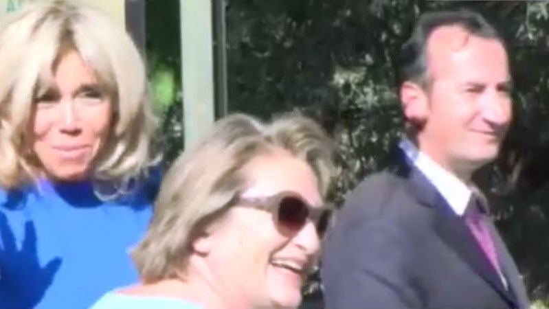 Στην Αρχαία Αγορά ξεναγείται η Πρώτη Κυρία της Γαλλίας – ΒΙΝΤΕΟ