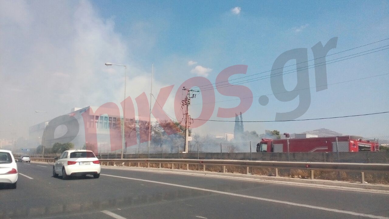 Νέες εικόνες από τη φωτιά στη Λυκόβρυση – ΦΩΤΟ αναγνώστη