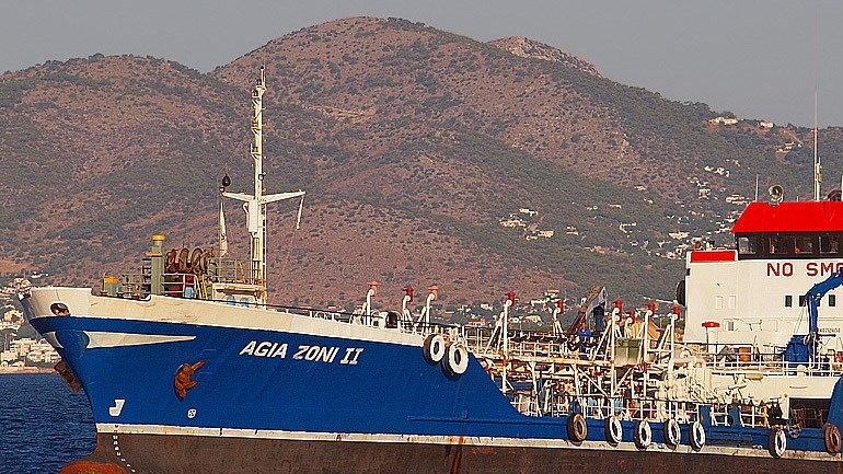 Βυθίστηκε δεξαμενόπλοιο στον Σαρωνικό Κόλπο