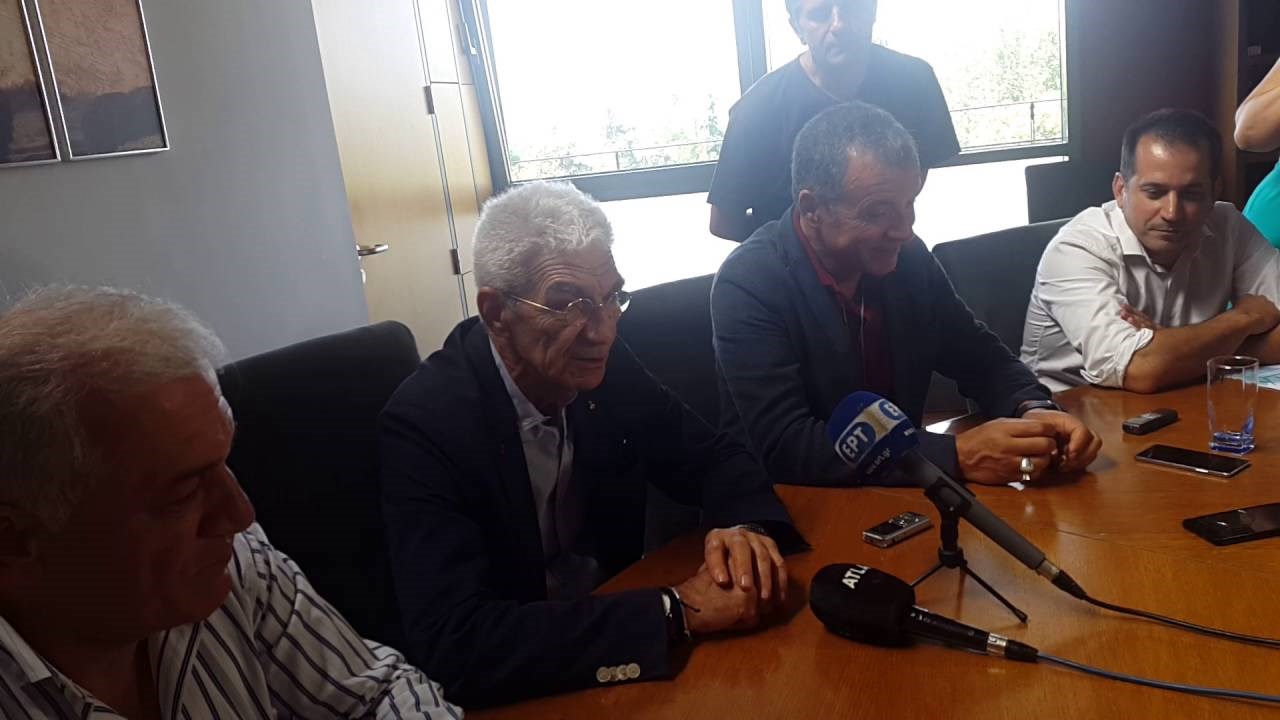 Ο Μπουτάρης εύχεται να είναι ο Θεοδωράκης αρχηγός της Κεντροαριστεράς