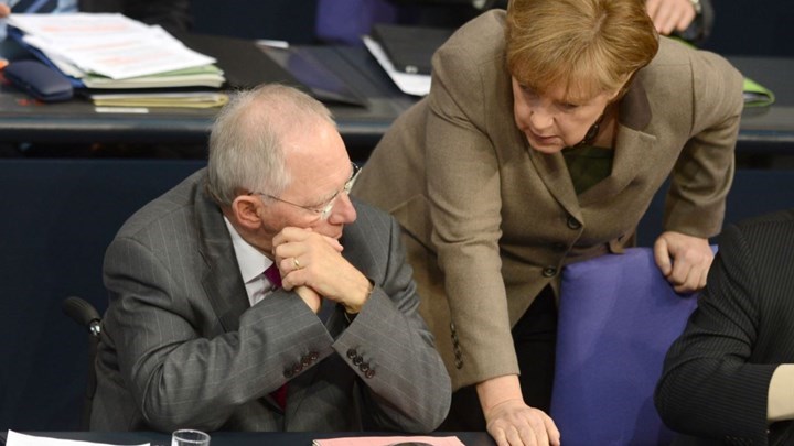 Ντοκιμαντέρ του ARD αποκαλύπτει: Ο Σόιμπλε ήθελε Grexit μέχρι τα τέλη του 2016