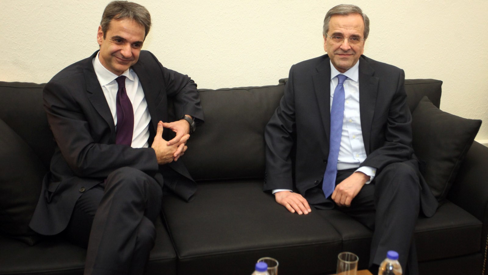 Ο Σαμαράς για τη ρύπανση στον Σαρωνικό: Με την ίδια ευκολία που ανάβουν τσιγάρο, λένε ότι σε 20 μέρες θα είναι εντάξει