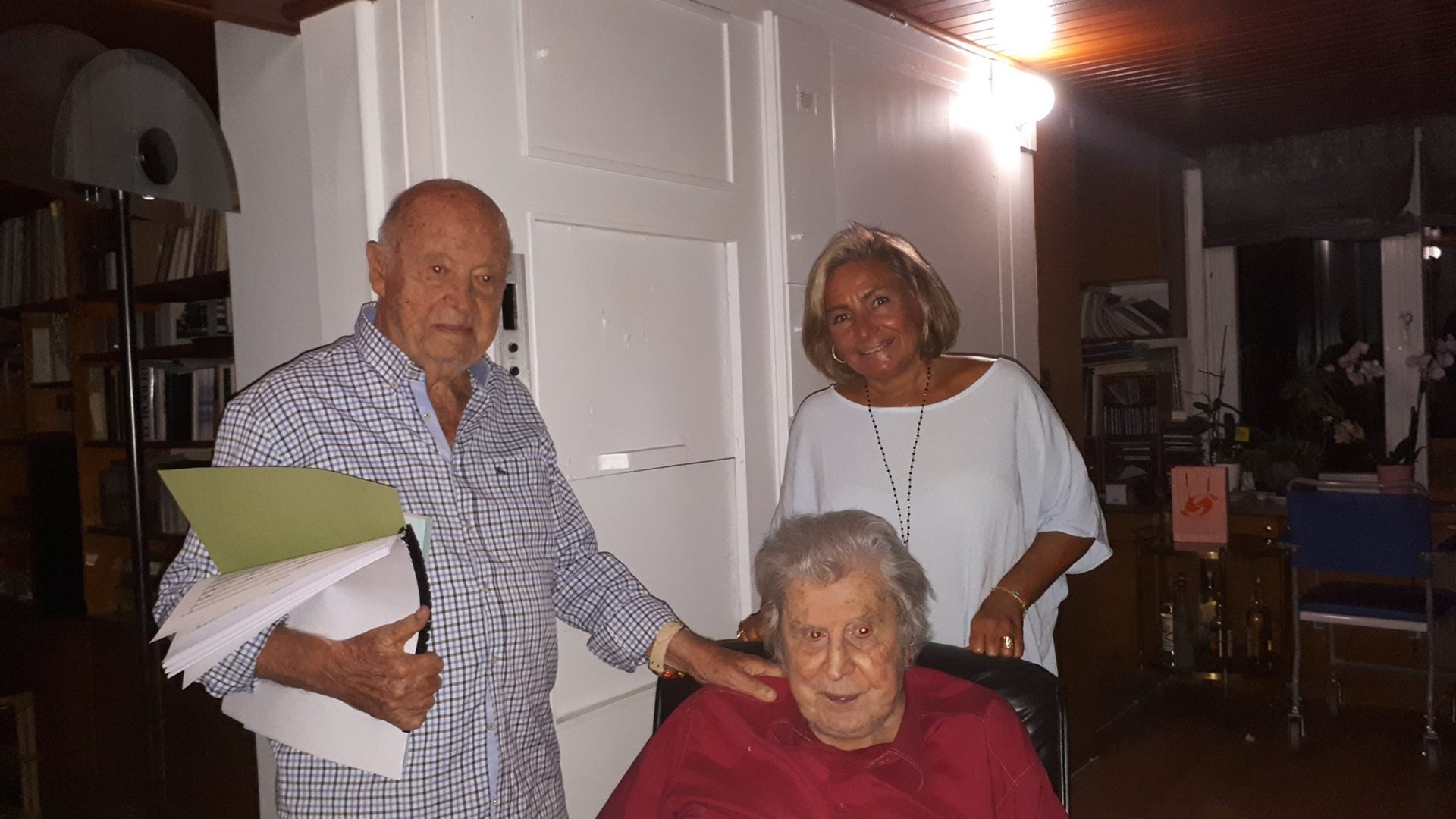 Όταν ο Μίμης Πλέσσας συνάντησε τον Μίκη Θεοδωράκη – ΦΩΤΟ