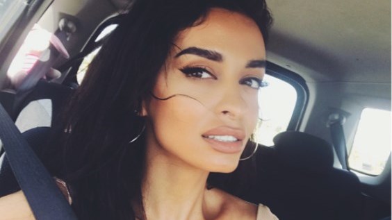 Η Φουρέιρα ποζάρει με μπικίνι και κόβει την ανάσα – ΦΩΤΟ