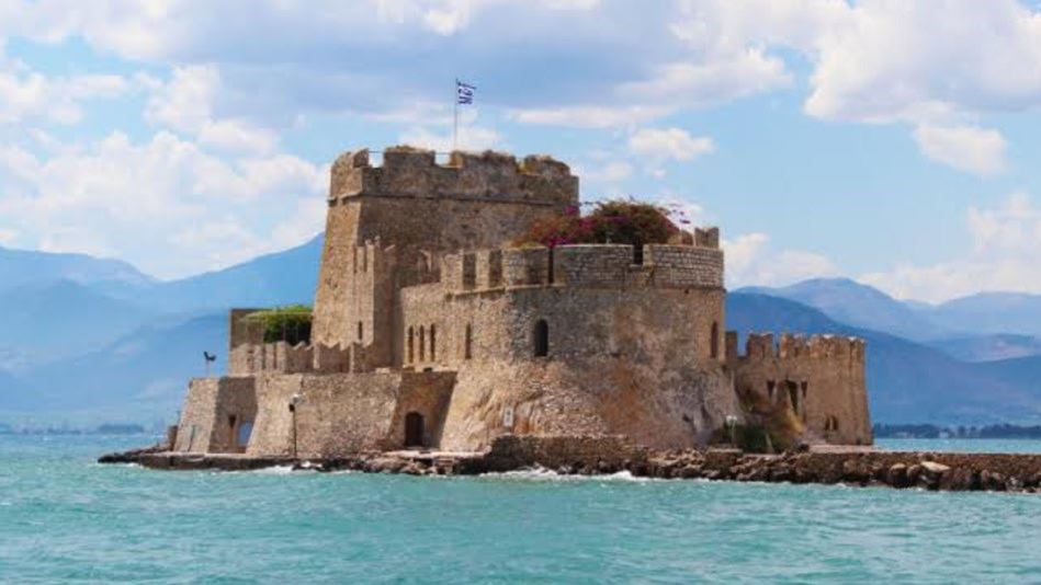 Οι 10 πιο όμορφες πόλεις στην Ελλάδα