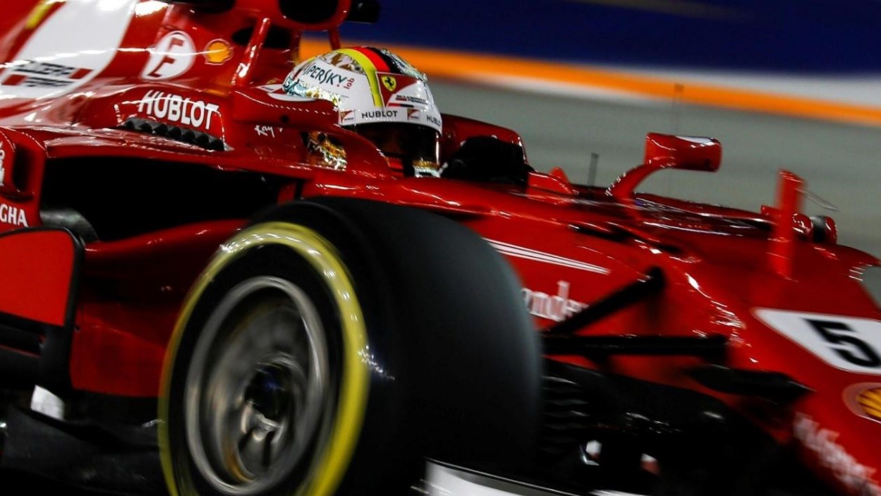 Ο Φέτελ πήρε την pole position