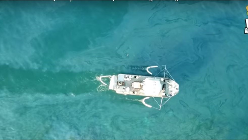 Η οικολογική καταστροφή στον Σαρωνικό από ψηλά – Εντυπωσιακό ΒΙΝΤΕΟ από drone
