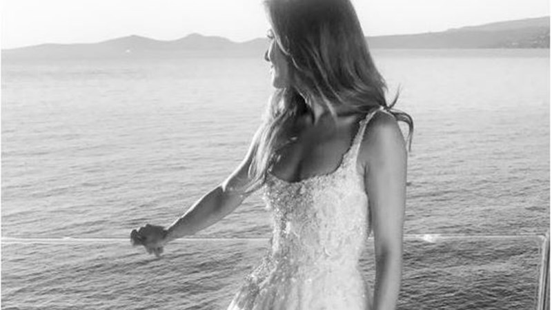 Ο λαμπερός γάμος της Ελένης Τσολάκη – ΦΩΤΟ