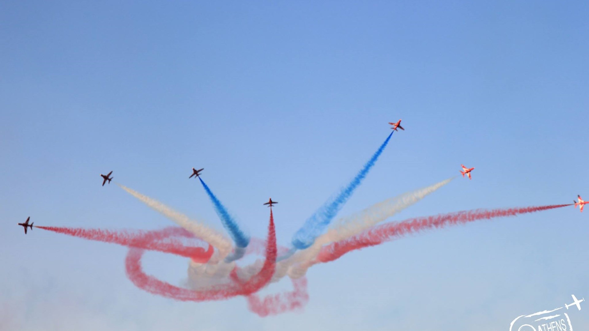 Εντυπωσιακές αεροπορικές επιδείξεις στην Τανάγρα – ΒΙΝΤΕΟ – ΦΩΤΟ