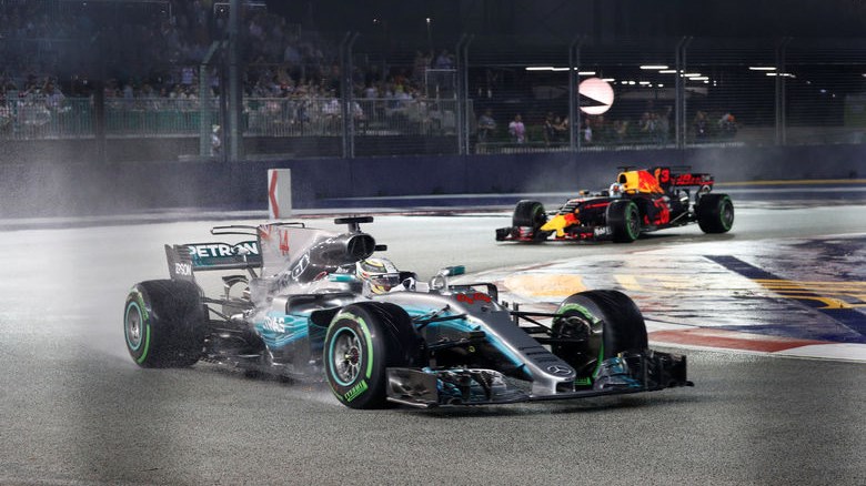 Αγκαλιάζει τον τίτλο ο Χάμιλτον