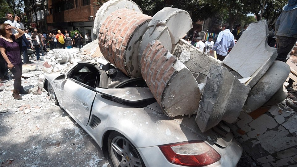 15 νέες συγκλονιστικές ΦΩΤΟ από τον τρομερό σεισμό στο Μεξικό