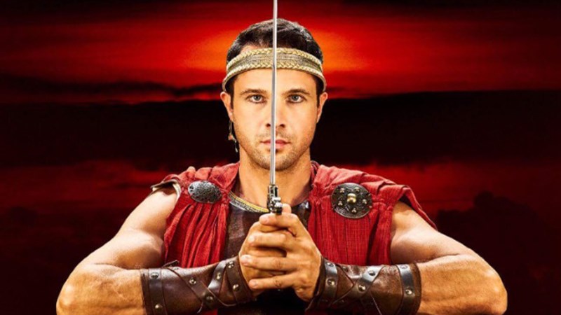 Η πρώτη φωτογραφία του Μπεγνή στον ρόλο του Μέγα Αλέξανδρου