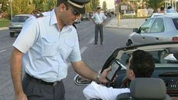 Δια βίου αφαίρεση διπλώματος για όσους συλληφθούν δεύτερη φορά να οδηγούν υπό την επήρεια αλκοόλ