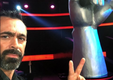 Τι δουλειά έχει ο Μπο στα γυρίσματα του The Voice; – ΦΩΤΟ