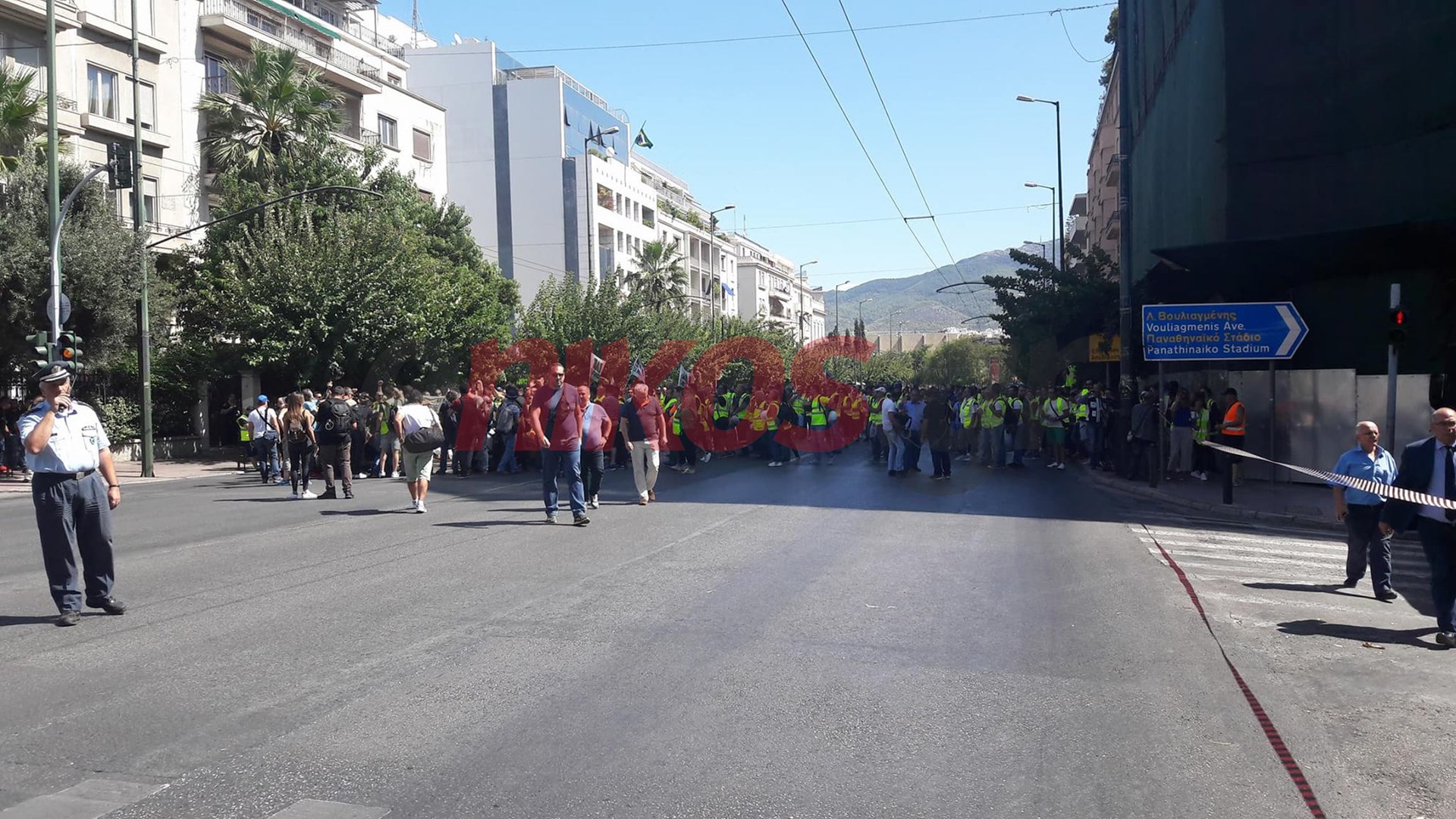 Στη Βασιλίσσης Σοφίας οι μεταλλωρύχοι – Αστυνομικός φραγμός στην Ηρώδου Αττικού – ΦΩΤΟ – ΤΩΡΑ