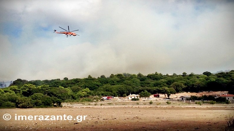 Κοντά σε μοναστήρι η φωτιά στη Ζάκυνθο – ΦΩΤΟ