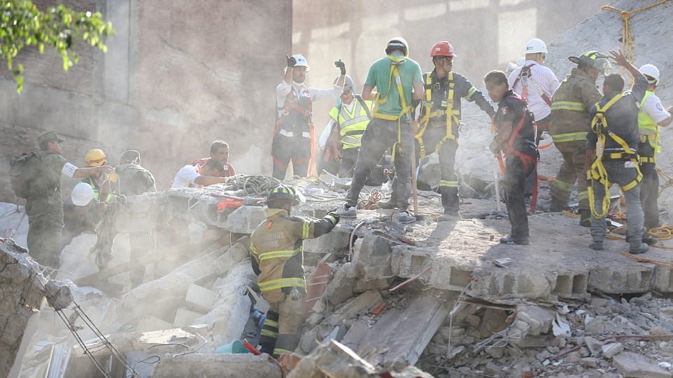 Στους 251 οι νεκροί από το σεισμό στο Μεξικό