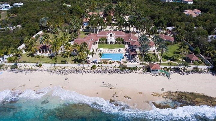 Ο τυφώνας Ίρμα διέλυσε και την έπαυλη του Τραμπ στην Καραϊβική – ΦΩΤΟ ΚΑΙ ΒΙΝΤΕΟ