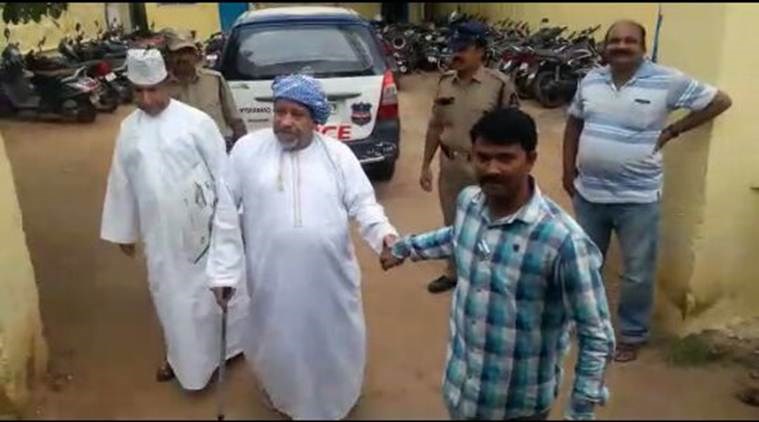 Ινδία: Ηλικιωμένοι Άραβες βιάζουν ανήλικα κορίτσια μέσω «λευκών γάμων» για να μην… παραβούν το Ισλάμ – ΦΩΤΟ