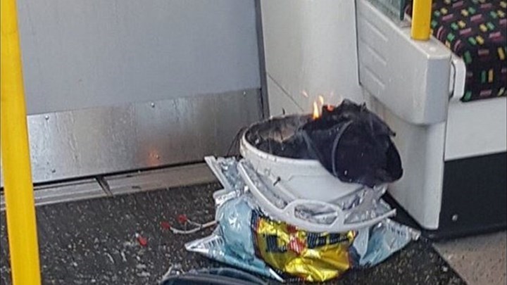 Η βρετανική αστυνομία απήγγειλε κατηγορίες σε βάρος 18χρονου για την επίθεση στο μετρό του Λονδίνου