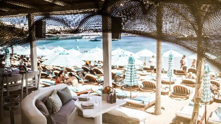 Το υπουργείο Οικονομικών ανακαλεί την άδεια του Nammos