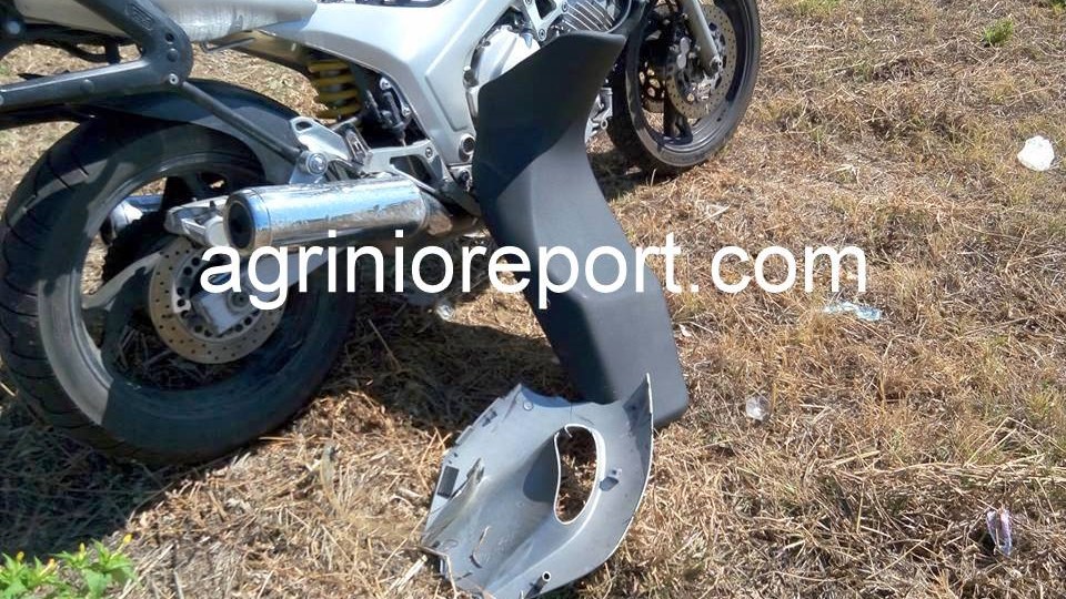 Τροχαίο ατύχημα στο Αγρίνιο – Τραυματίστηκε 28χρονος – ΦΩΤΟ