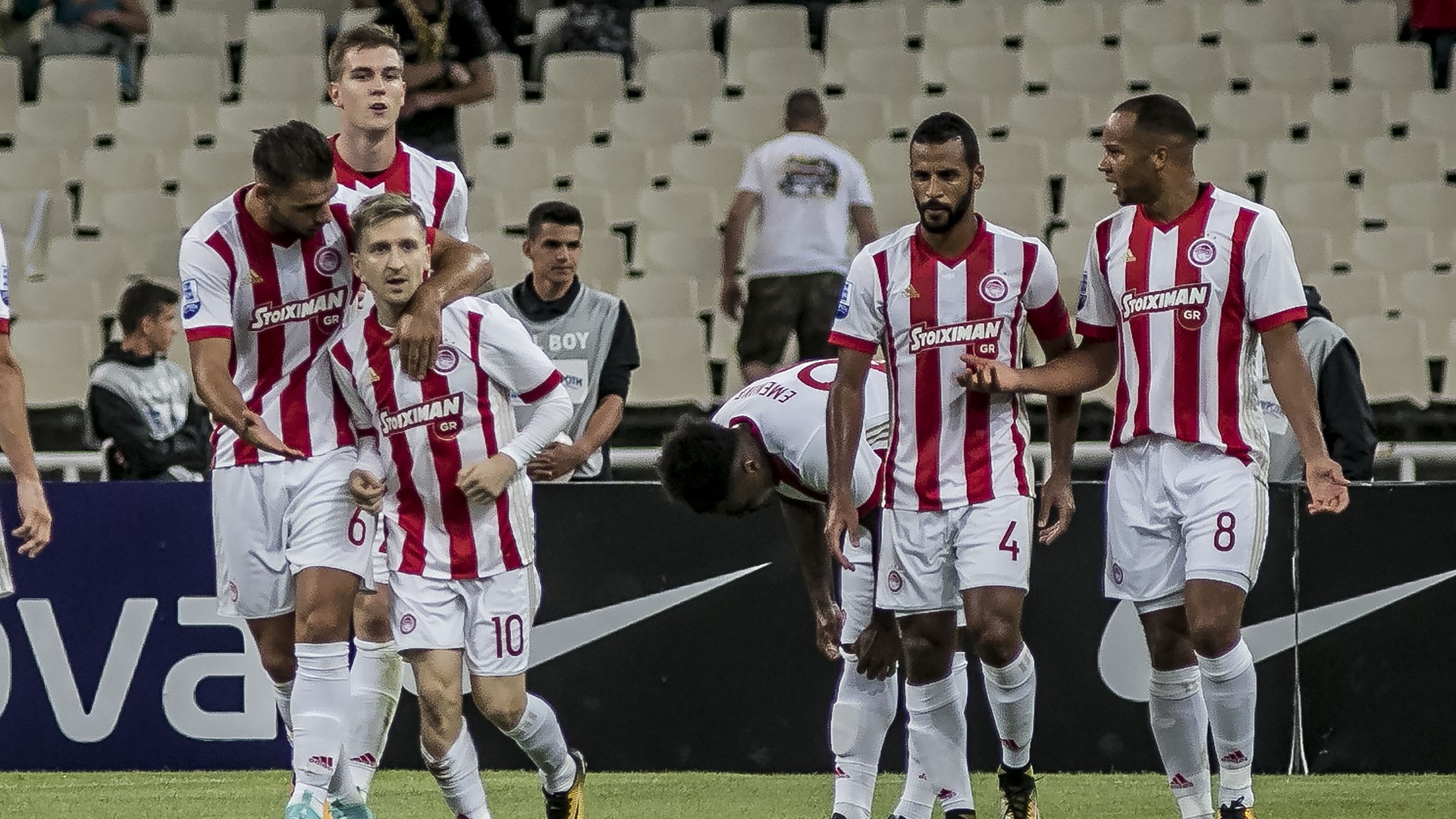 ΑΕΚ – Ολυμπιακός 0-2 (46′)