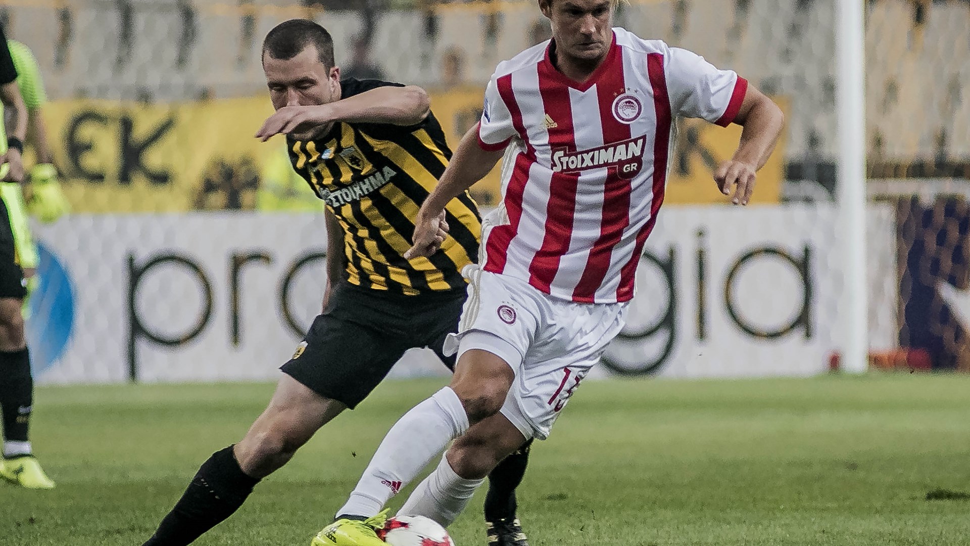 ΑΕΚ – Ολυμπιακός 1-2 (64′)