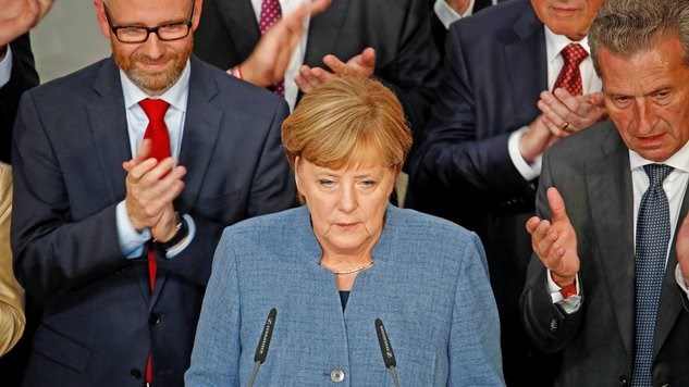 Μέρκελ: Αισιόδοξη για σχηματισμό σταθερής κυβέρνησης μέχρι τα Χριστούγεννα