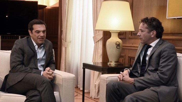 Μαξίμου: Καθαρή έξοδο της Ελλάδας από το πρόγραμμα θέλει ο Ντάισελμπλουμ