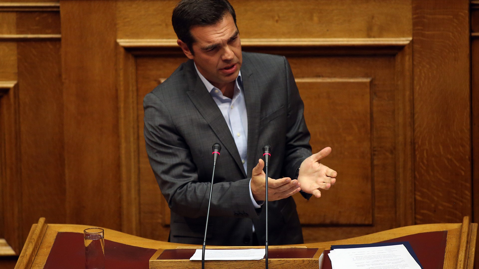 Ο Τσίπρας για το βίντεο με το ζεϊμπέκικο του Κουρουμπλή