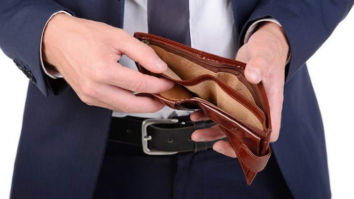 Φόρους 2,3 δισ. ευρώ πρέπει να πληρώσουμε μέχρι την Παρασκευή