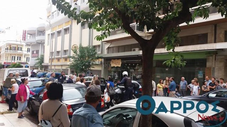 Τραγωδία με οικοδόμο που έπεσε από τον 5ο όροφο πολυκατοικίας – BINTEO