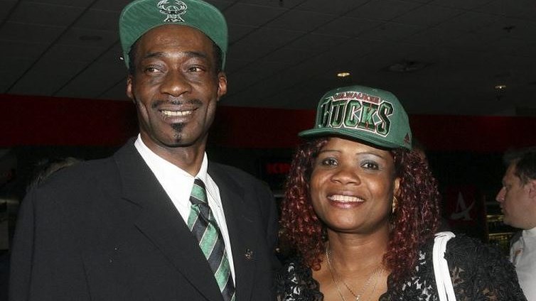 Η ανακοίνωση των Μπακς για την απώλεια του Τσαρλς Αντετοκούνμπο