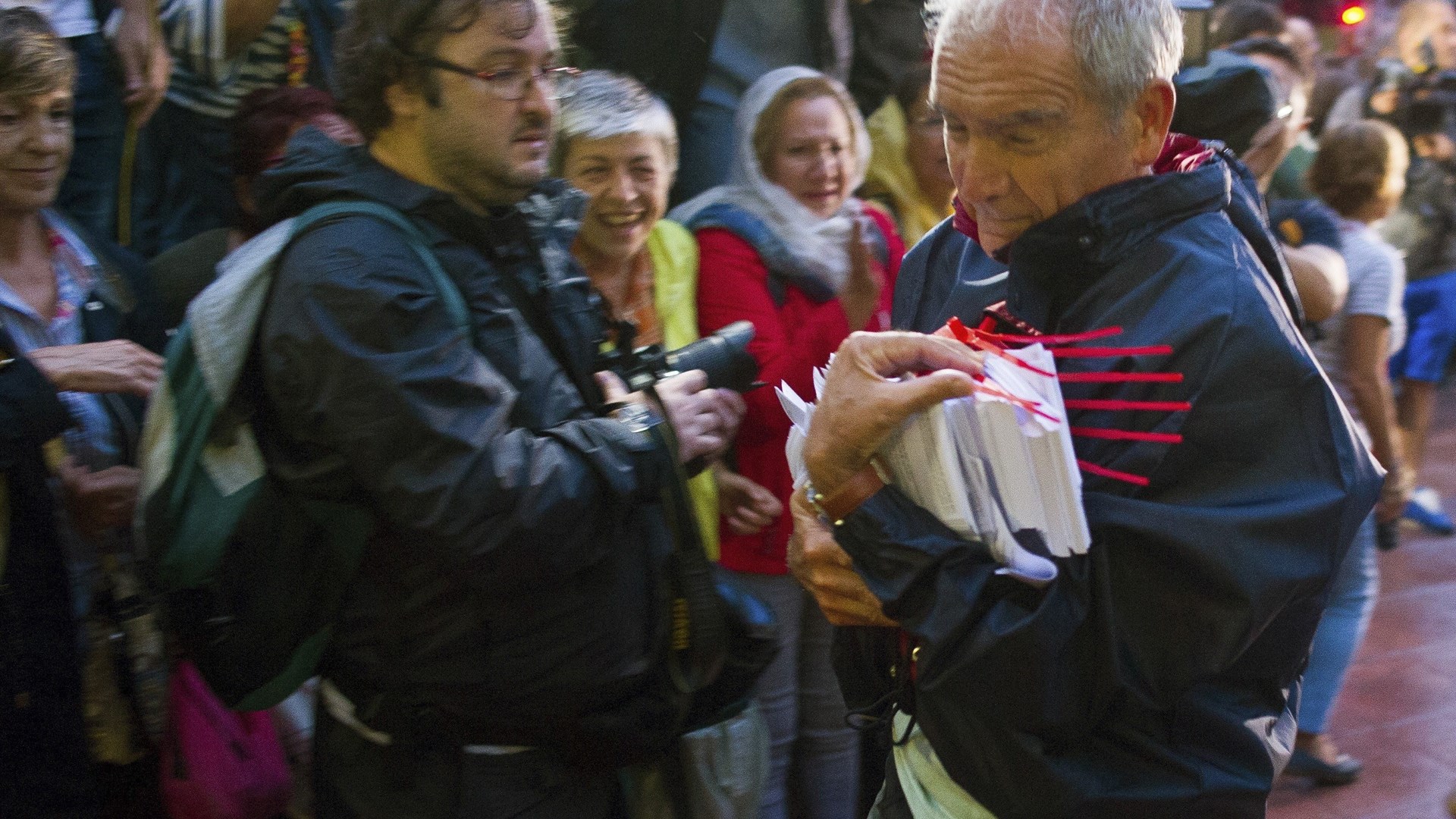 Περιφερειακή κυβέρνηση Καταλονίας: Ψηφίστε όπου βρείτε – Έγκυρα τα ψηφοδέλτια που τυπώνονται σε σπίτια