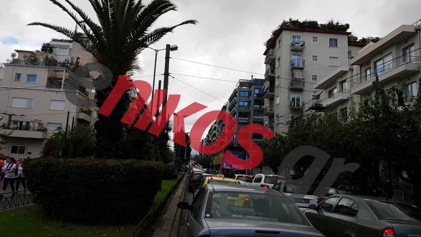 Κυκλοφοριακό κομφούζιο στο κέντρο της Αθήνας – ΦΩΤΟ – ΤΩΡΑ
